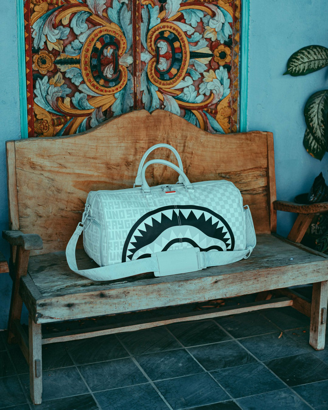 SPLIT THE CHECK (PEARL) DUFFLE | Sprayground Online