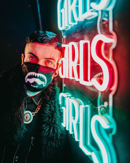 BITE ME SHARK (BLK) POLYESTER FACE MASK | Sprayground sale