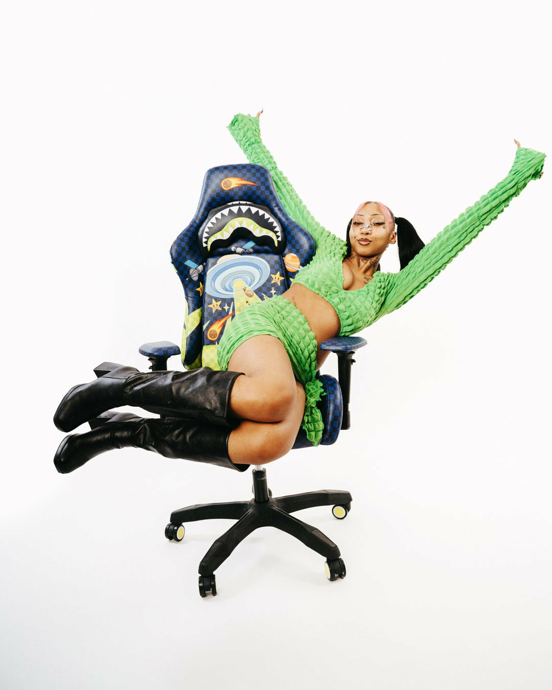 SPACE WARPED GAMING CHAIR | Sprayground Discount