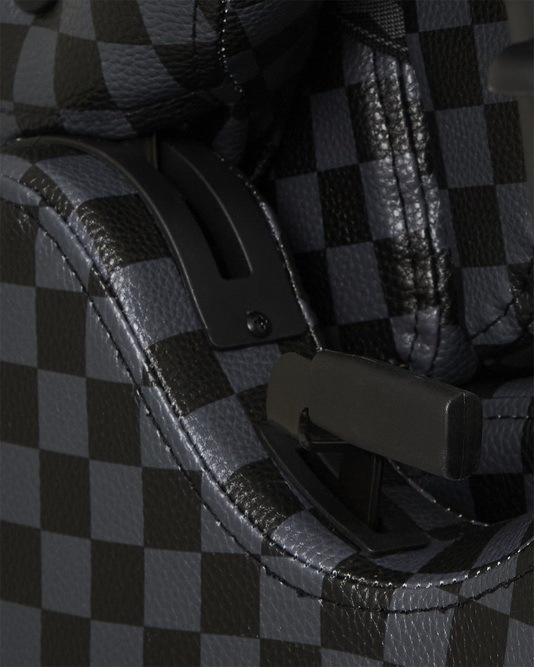 SPEED SHARK SIDE SWIPE GAMING CHAIR | Sprayground Clearance