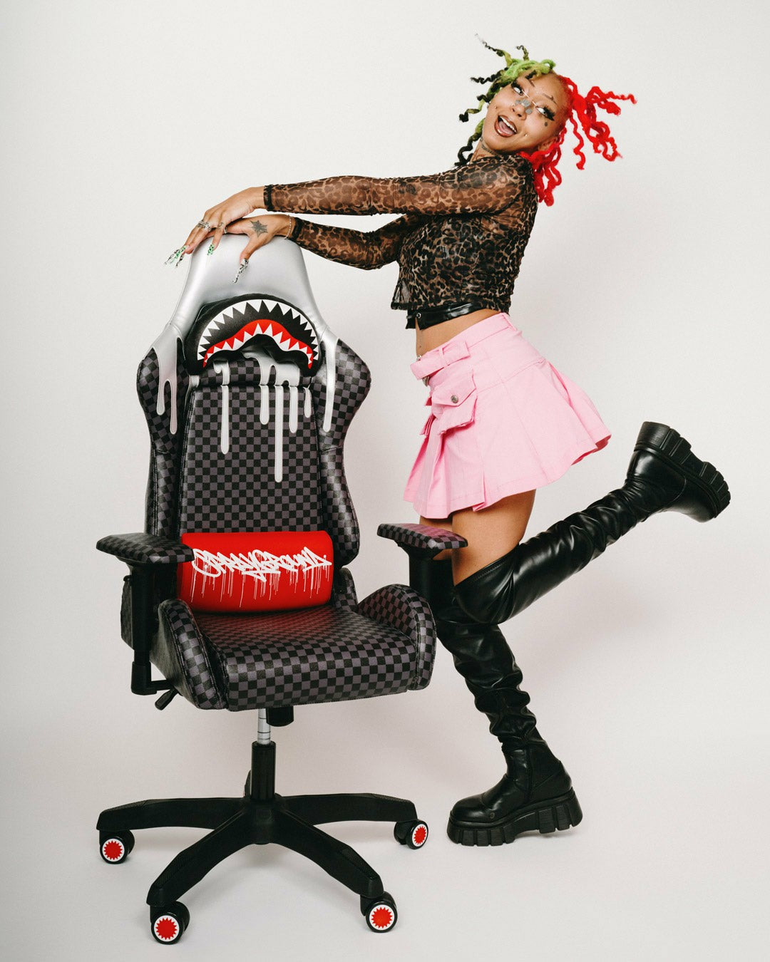 GHOST DRIP SHARK CHAIR | Sprayground Online