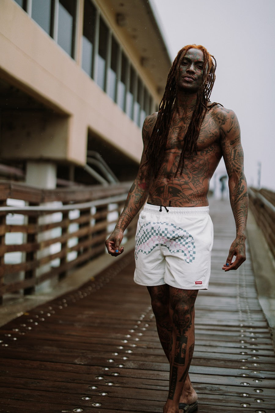 SHARK CENTRAL DYNAMIC SWIM SHORTS | Sprayground Online