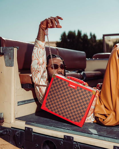 ALL OR NOTHING SHARKS IN PARIS ATTACHÉ HANDCUFF BRIEFCASE | Sprayground sale