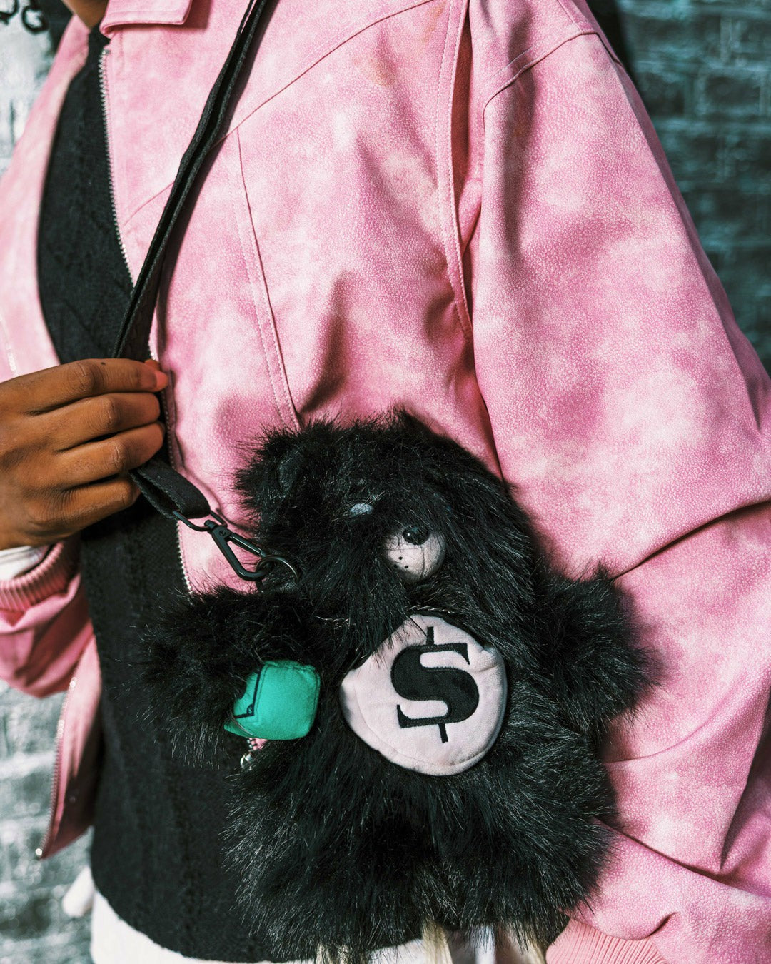 FURZILLA SHARK (NIGHT) BEAR CUB CROSSBODY | Sprayground Online