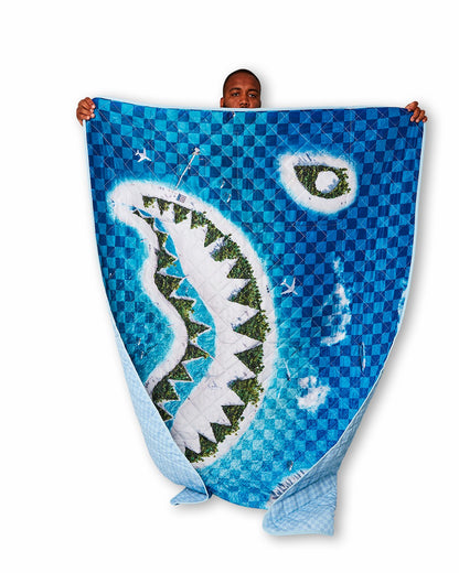 SHARK ISLAND PACKABLE BEACH MAT BLANKET WATER RESISTANT CONVERTIBLE TO | Sprayground for sale