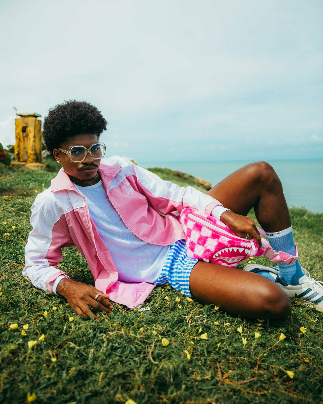 FURZILLA SHARK (PINK CHECK) SAVVY CROSSBODY | Sprayground Online