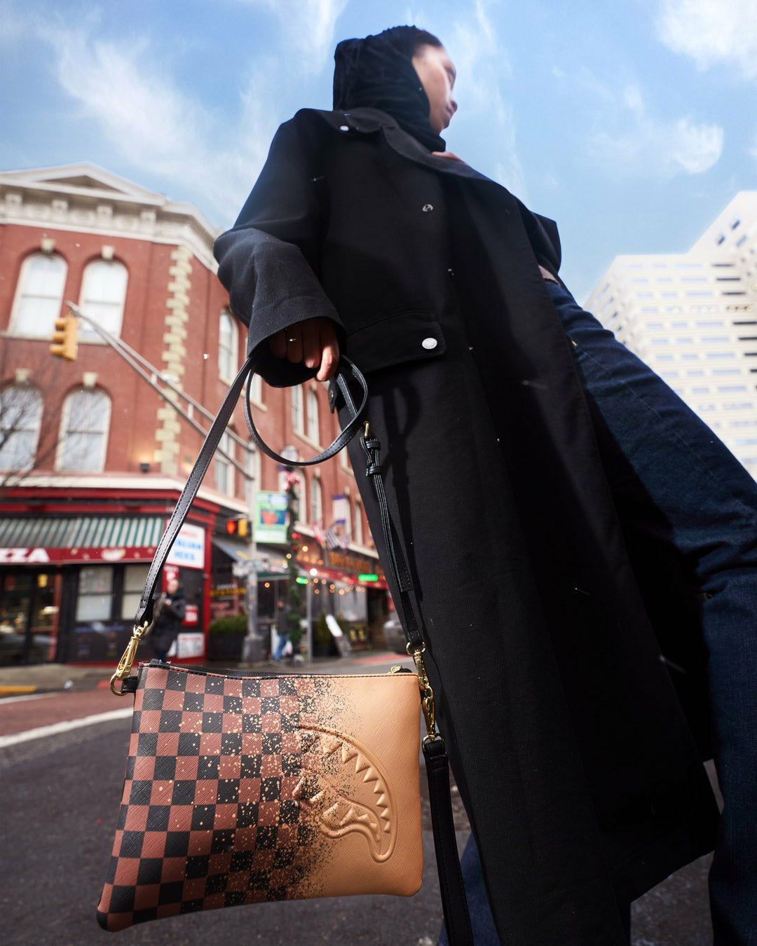 COASTAL VOYAGE CROSSOVER CLUTCH | Sprayground Online