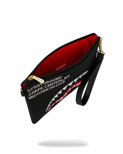 SHARK CENTRAL AEROFLEX CROSSOVER CLUTCH | Sprayground sale