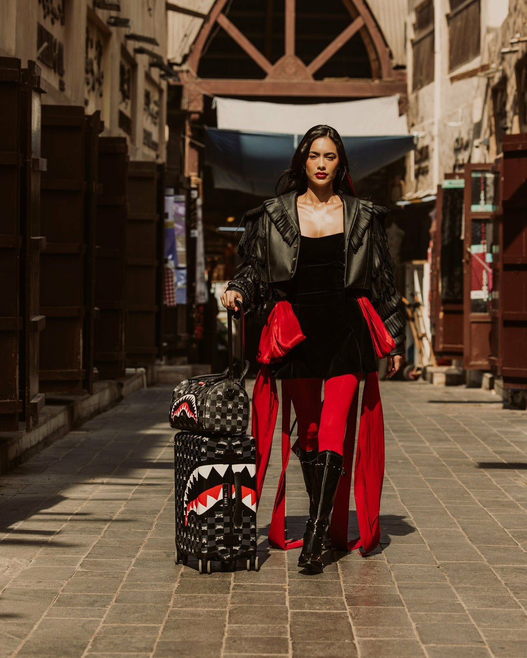 SHARK MOB HIDEOUT MINI DUFFLE | Sprayground sale