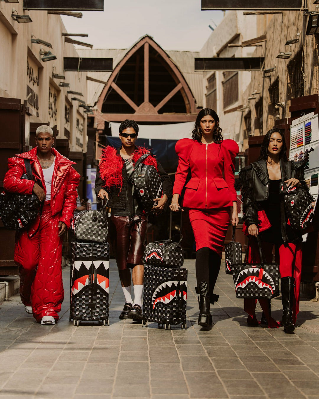 SHARK MOB HIDEOUT DUFFLE | Sprayground sale