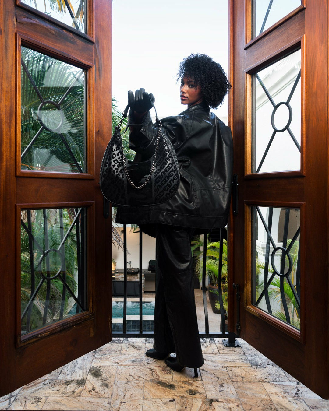 NEMESIS HUNT VICE SHOULDER BAG | Sprayground US