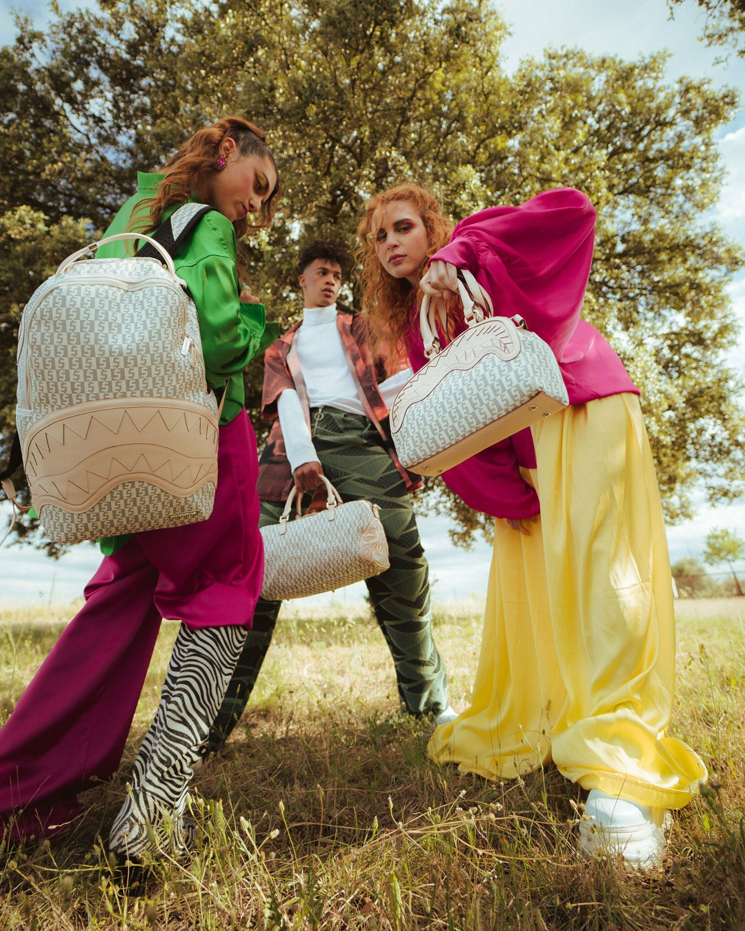 CRÈME DE LA CRÈME SHARKHANDBAG | Sprayground Near Me
