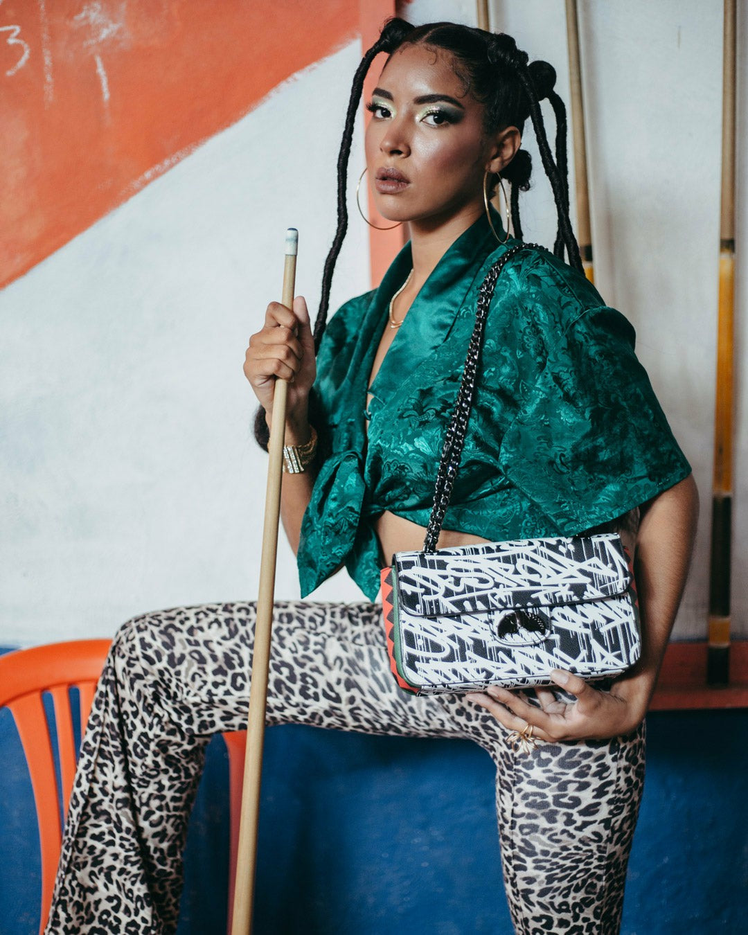 NIGHT NIGHT SHARKCHAIN HANDBAG | Sprayground Online