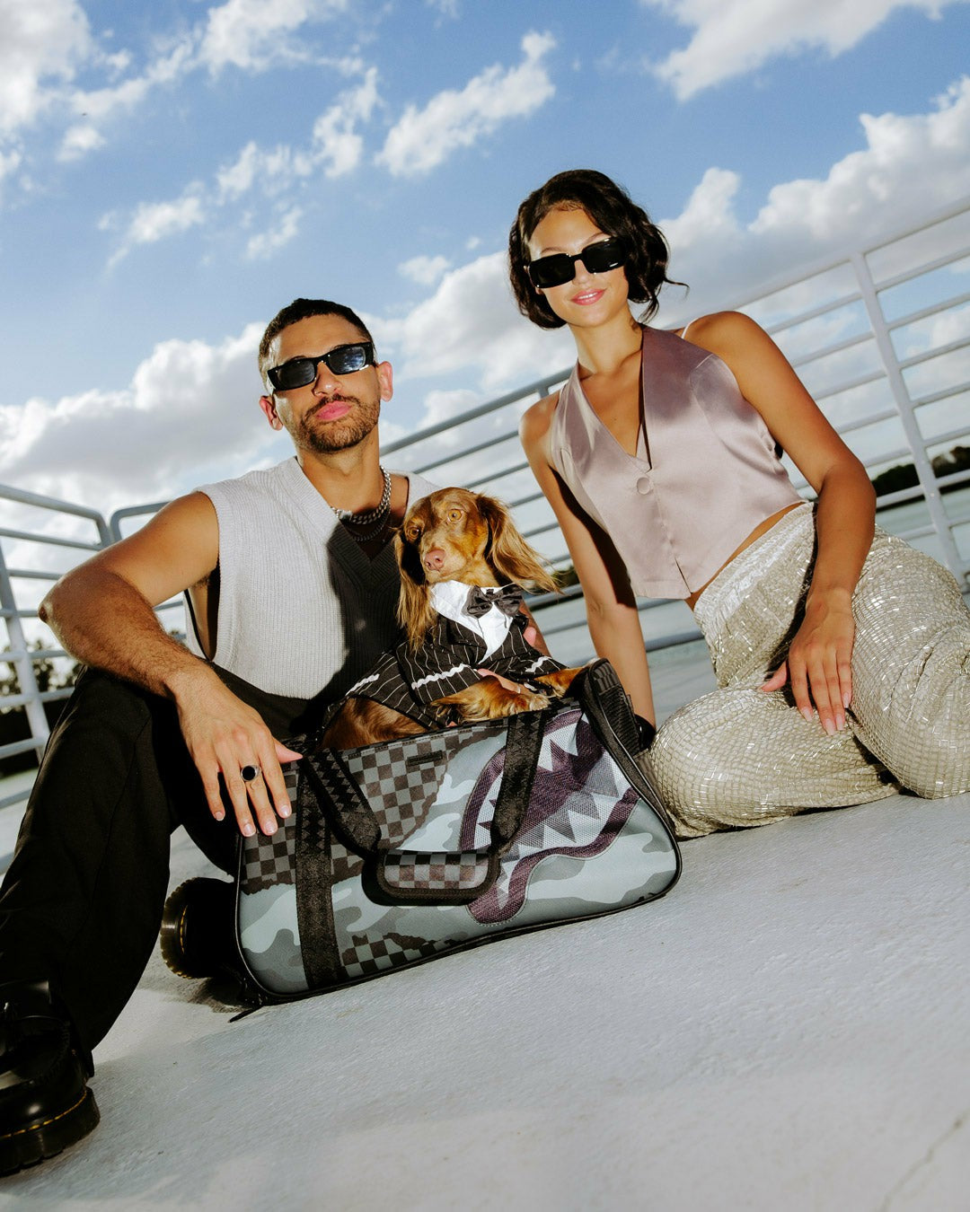 3AM RIPTIDE PET CARRIER DUFFLE | Sprayground Discount