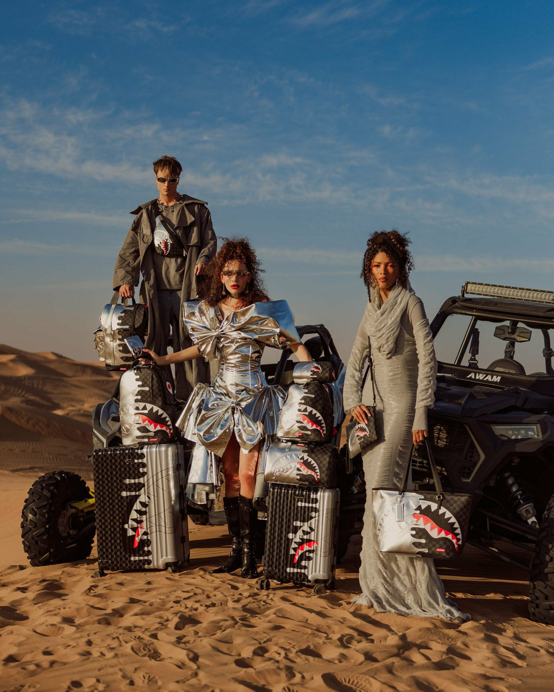 CHROME SPECTRE POUCH | Sprayground Clearance