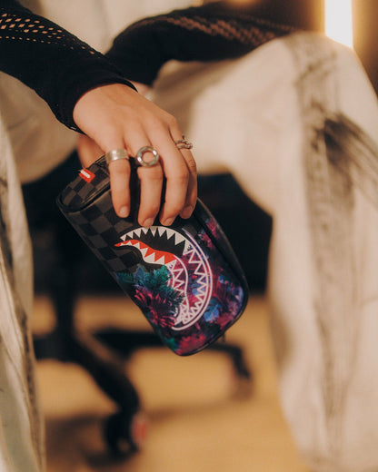 WELCOME TO THE PARTY POUCH | Sprayground Clearance