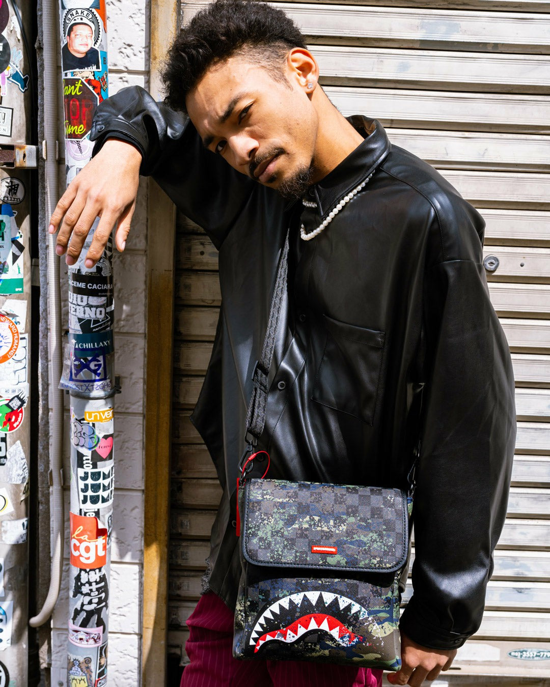 T-REX CITY MESSENGER SLING | Sprayground Online