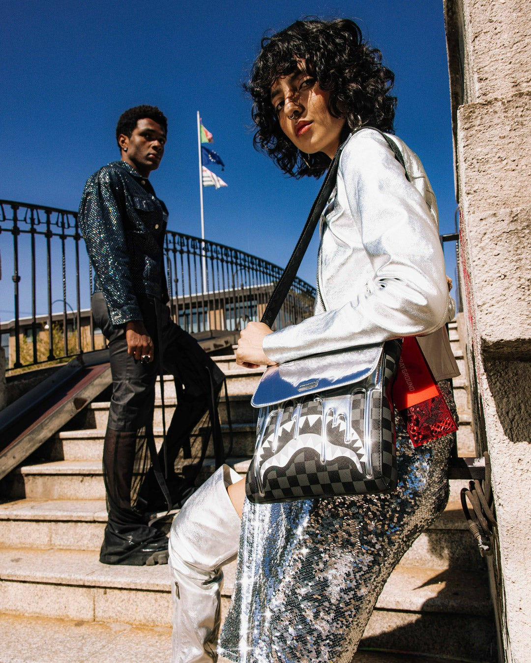 GHOST DRIP MESSENGER BAG | Sprayground US