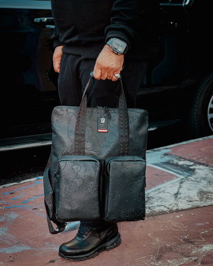 JAMES FIRST CLASS TYCOON TRAVELER CROSSOVER MESSENGER BAG | Sprayground Clearance