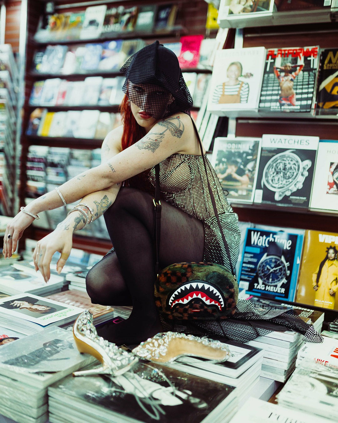 BIG SKY FUR SHARK MESSENGER BRICK BAG | Sprayground Online