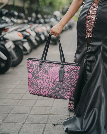 HOT PURSUIT TOTE | Sprayground Near Me
