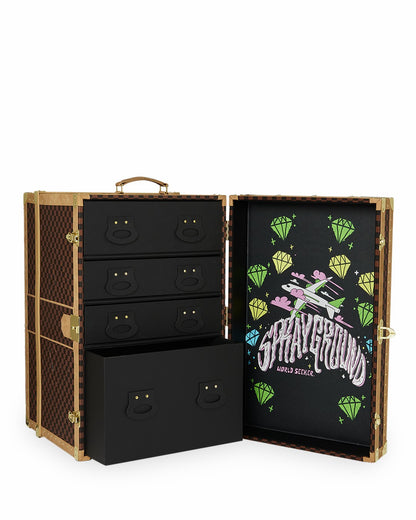 HENNYVILLE SHARKS IN PARIS TRUNK | Sprayground Discount