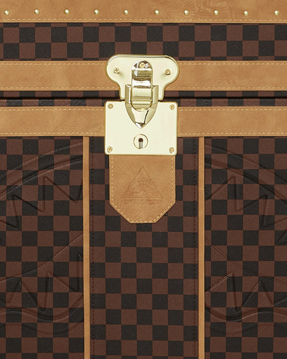 HENNYVILLE SHARKS IN PARIS TRUNK | Sprayground Discount