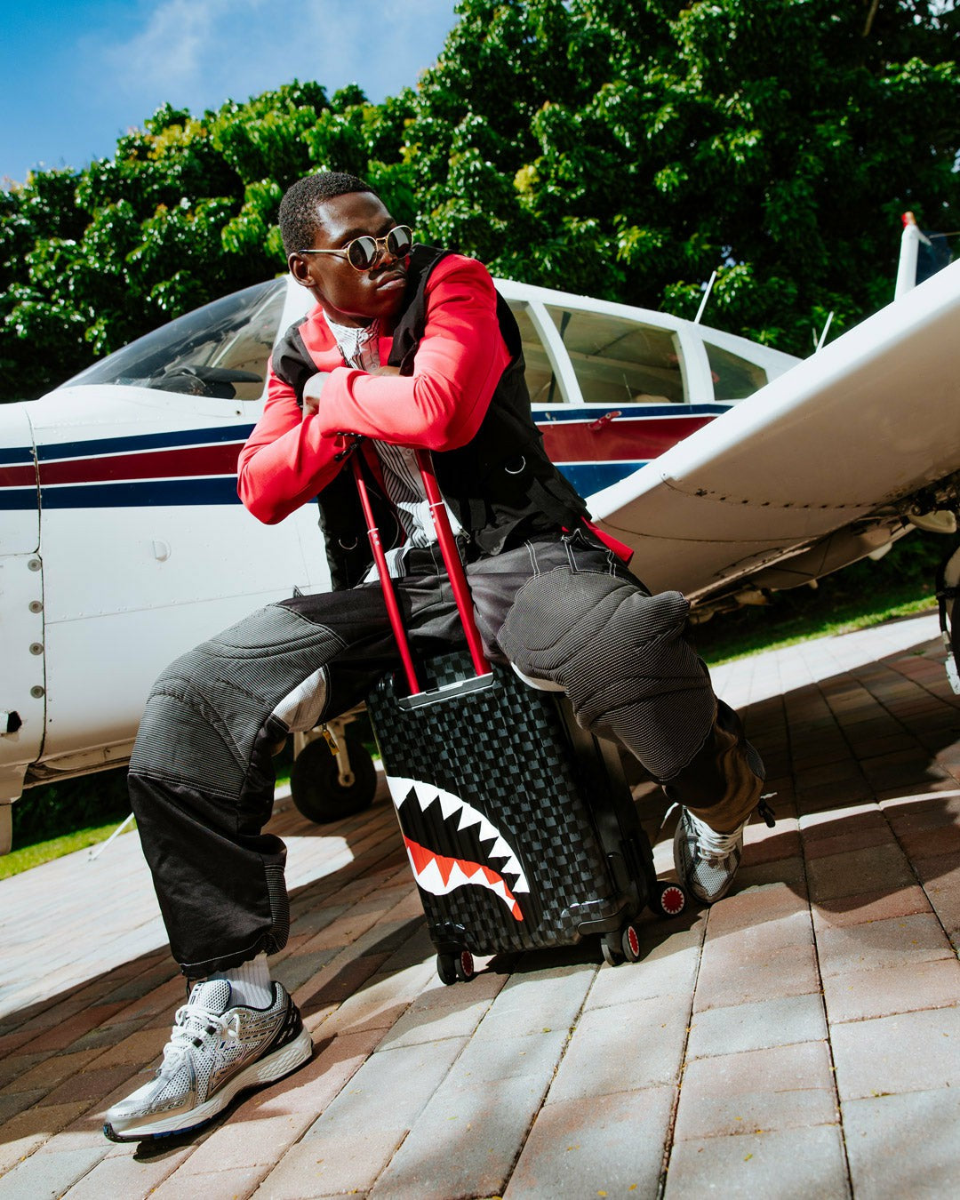 ATOMIC VAPOR SHARKNAUTICS HARDSHELL CARRY-ON LUGGAGE | Sprayground Clearance