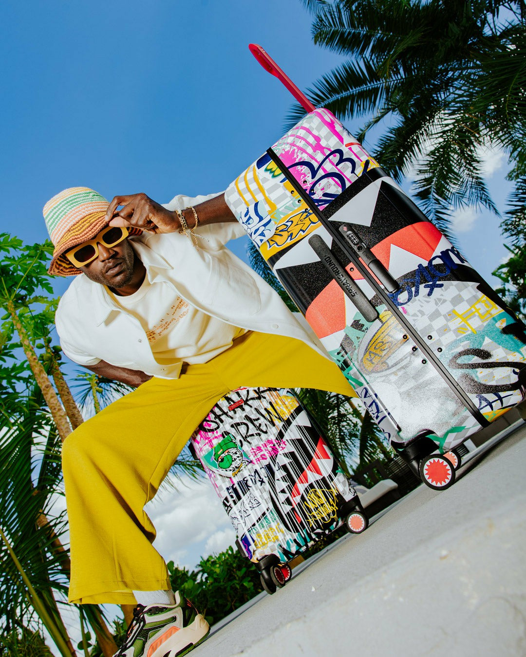 CREATE ANOTHER DAY SHARKNAUTICS HARDSHELL FULL-SIZE LUGGAGE | Sprayground Clearance