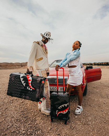 3AM SHARKNAUTICS 29.5” FULL-SIZE LUGGAGE | Sprayground Online