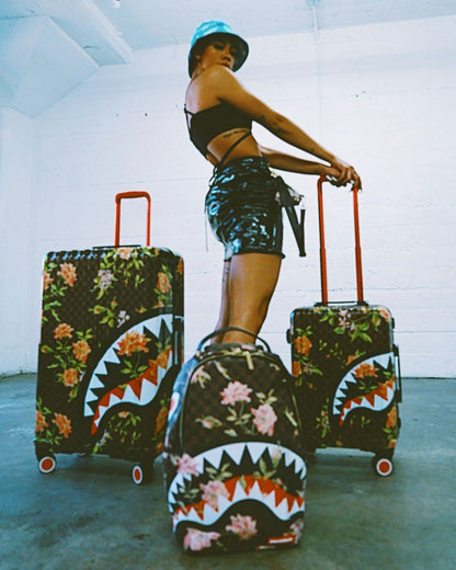 SHARKFLOWER 29.5” FULL-SIZE SHARKNAUTICS LUGGAGE | Sprayground Near Me