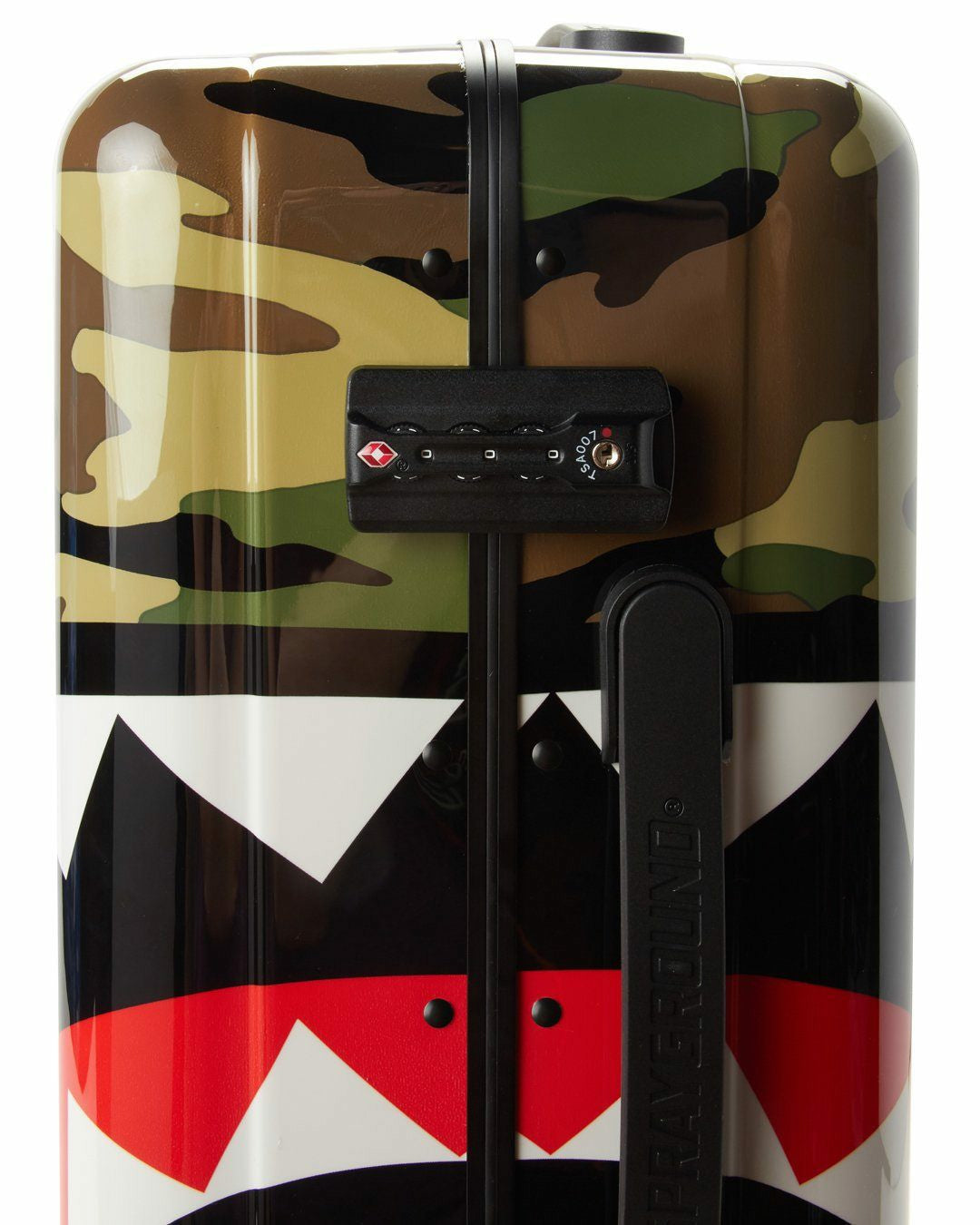 SHARKNAUTICS (CAMO) 29.5” FULL-SIZE LUGGAGE | Sprayground Discount