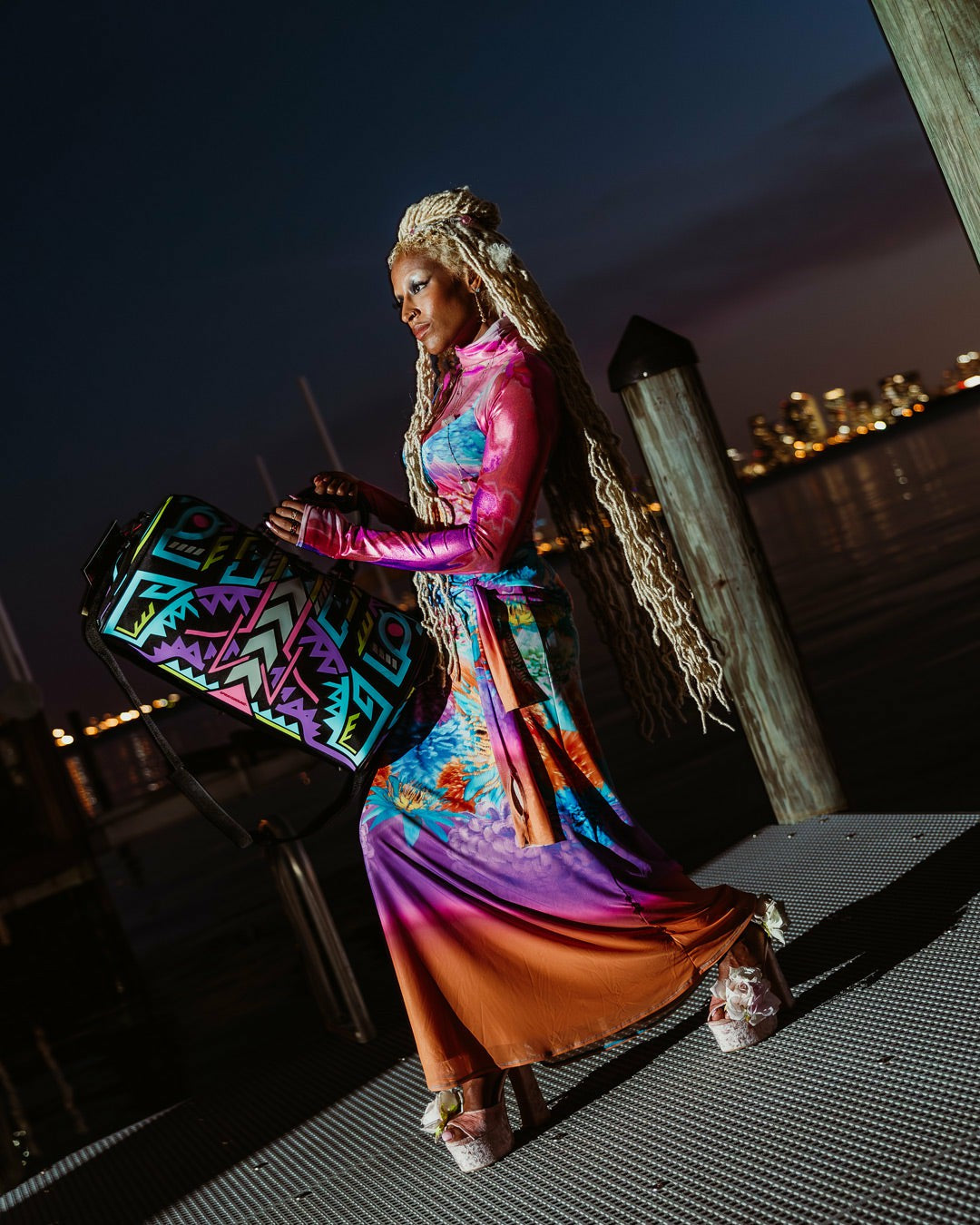 A.I. PATH TO THE FUTURE III DUFFLE - SANDFLOWER COLLAB (GLOW IN THE DA | Sprayground for sale