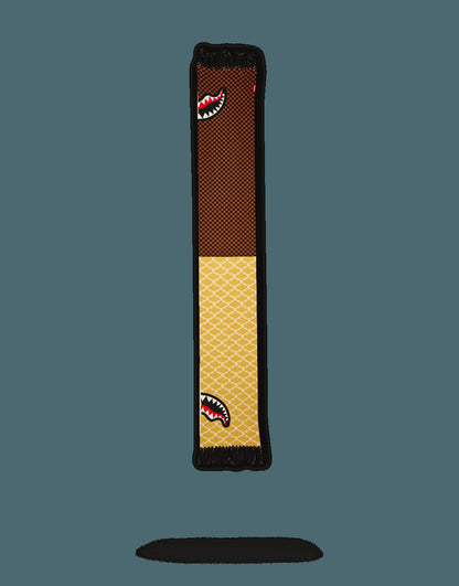 SPLIT CHECKERED SHARK SCARF | Sprayground Discount