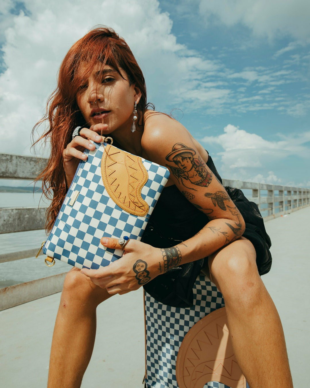 NEW SHARK YACHT CLUB CROSSOVER CLUTCH | Sprayground sale