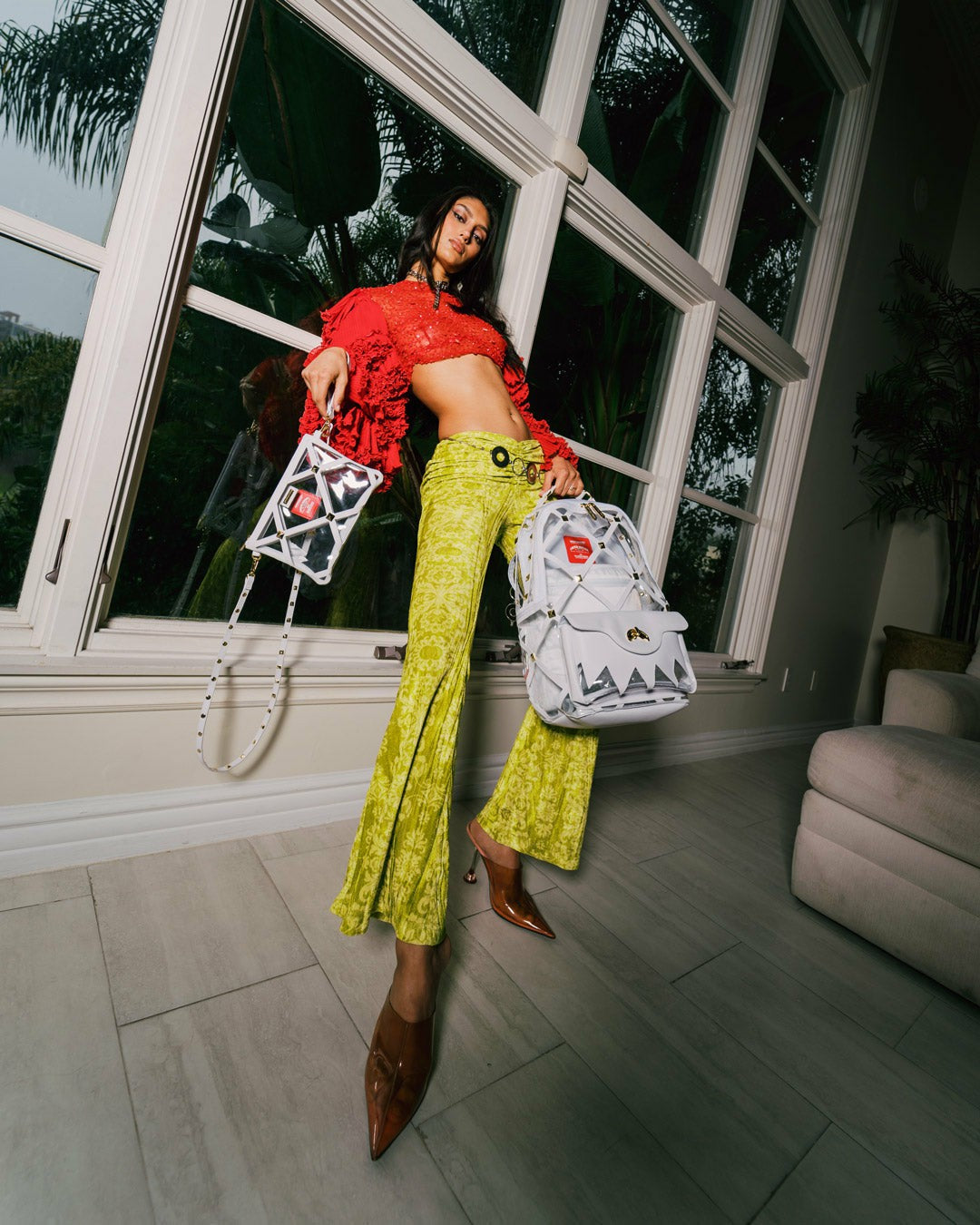 75001 PARIS CROSSOVER CLUTCH W/ SHOULDER STRAP | Sprayground US