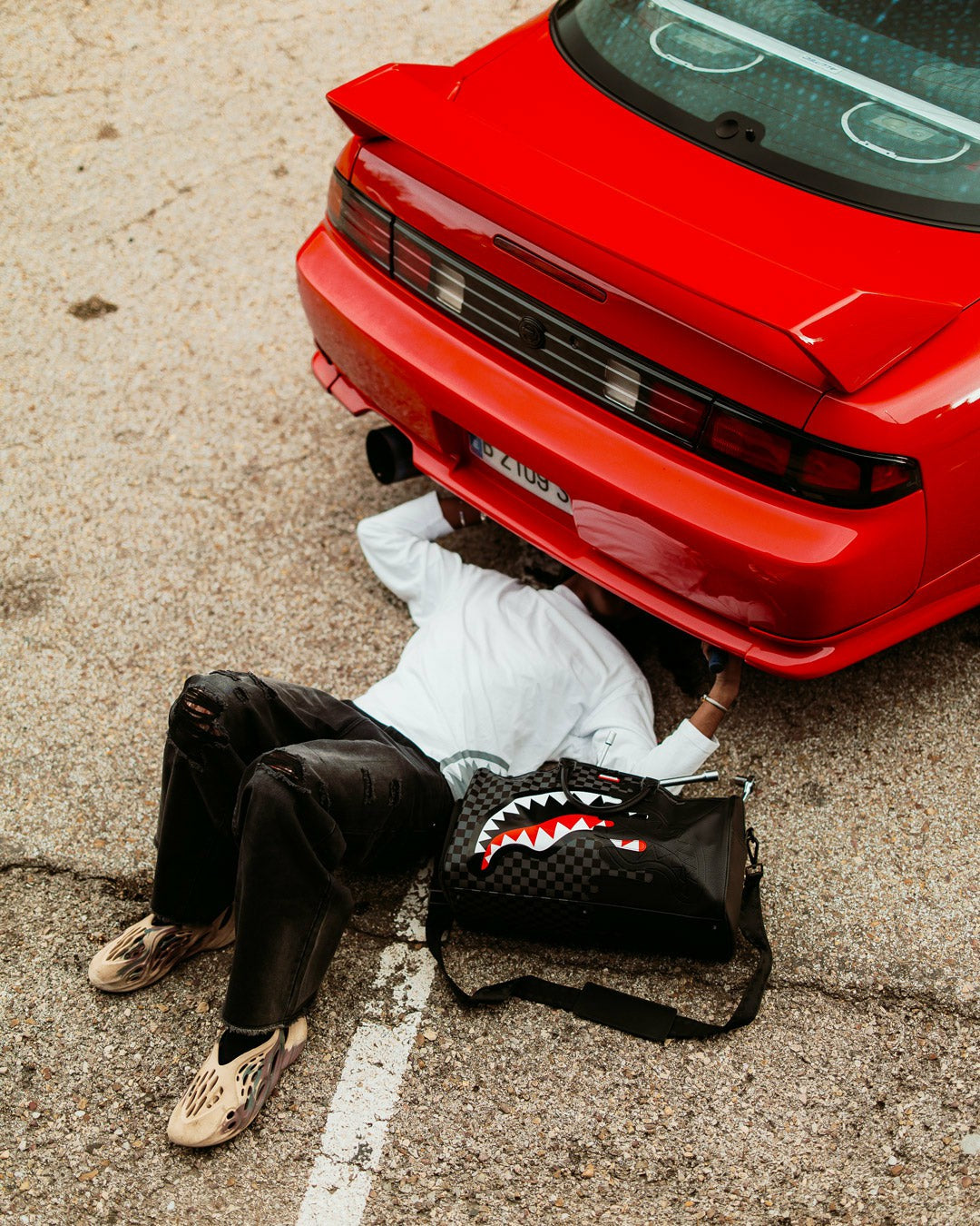 SPEED SHARK SIDE SWIPE DUFFLE | Sprayground Discount