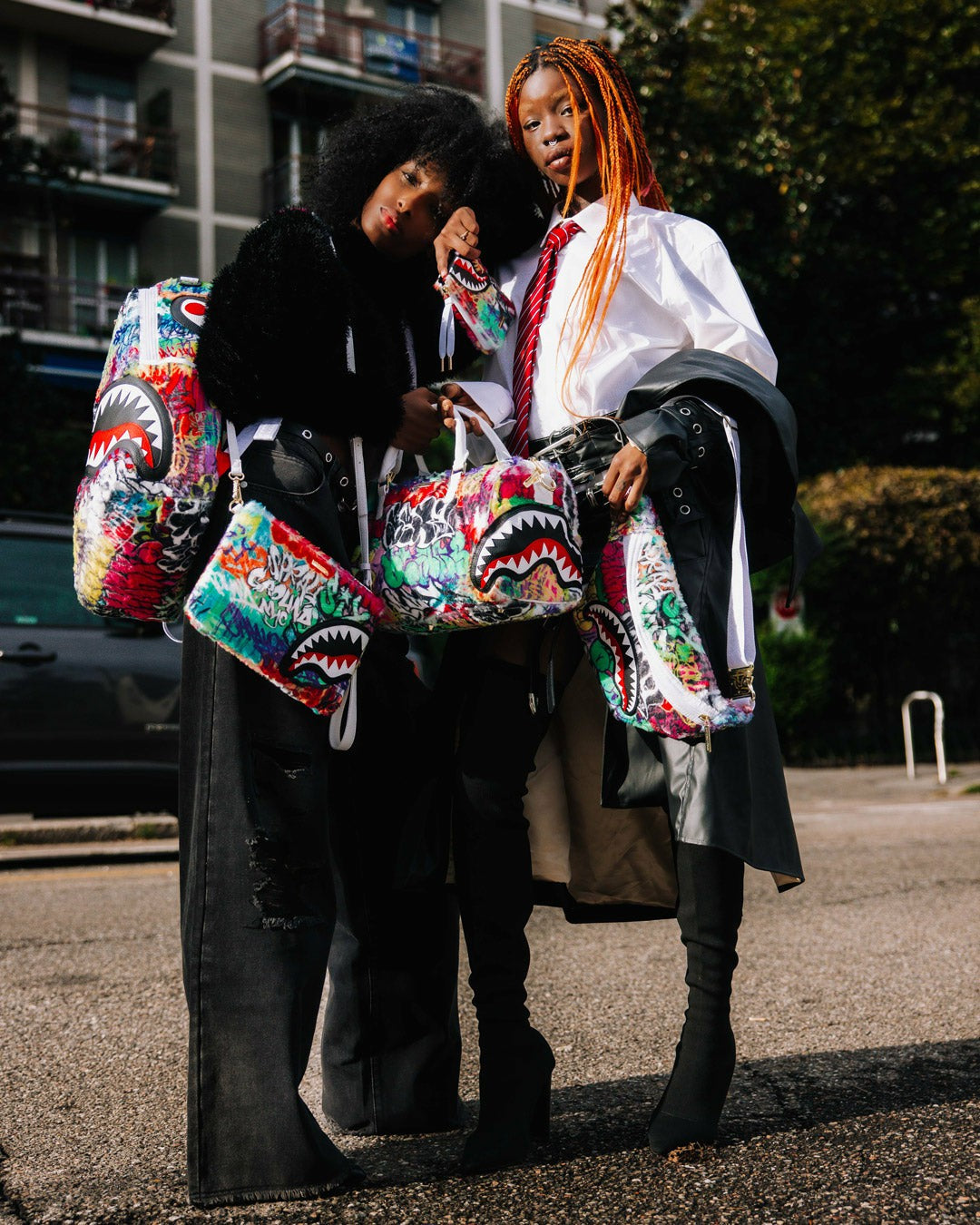 LE MONDE DES GRAFFITIS MINI DUFFLE | Sprayground Near Me
