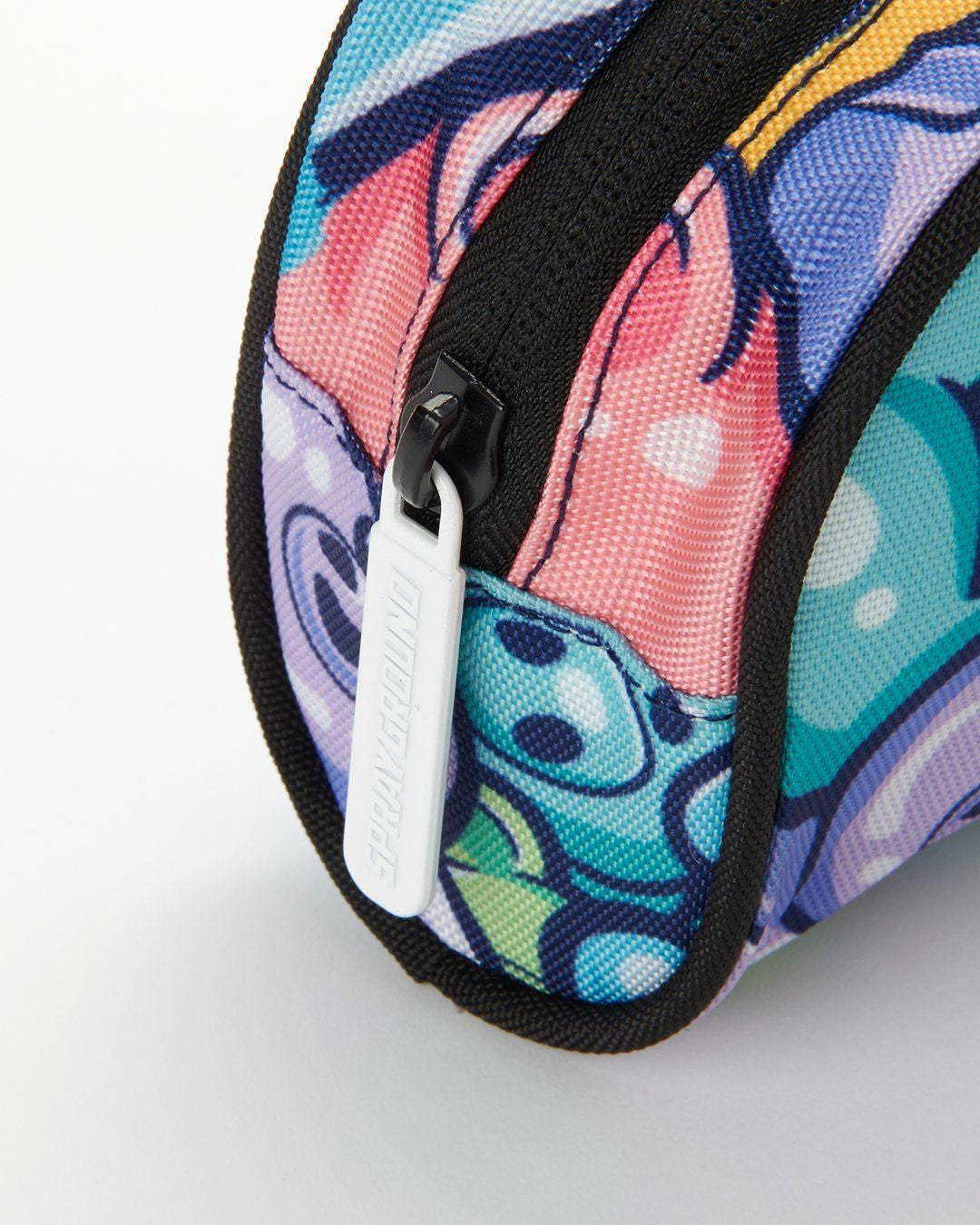YUMMY GUMMY LIPS POUCH | Sprayground sale