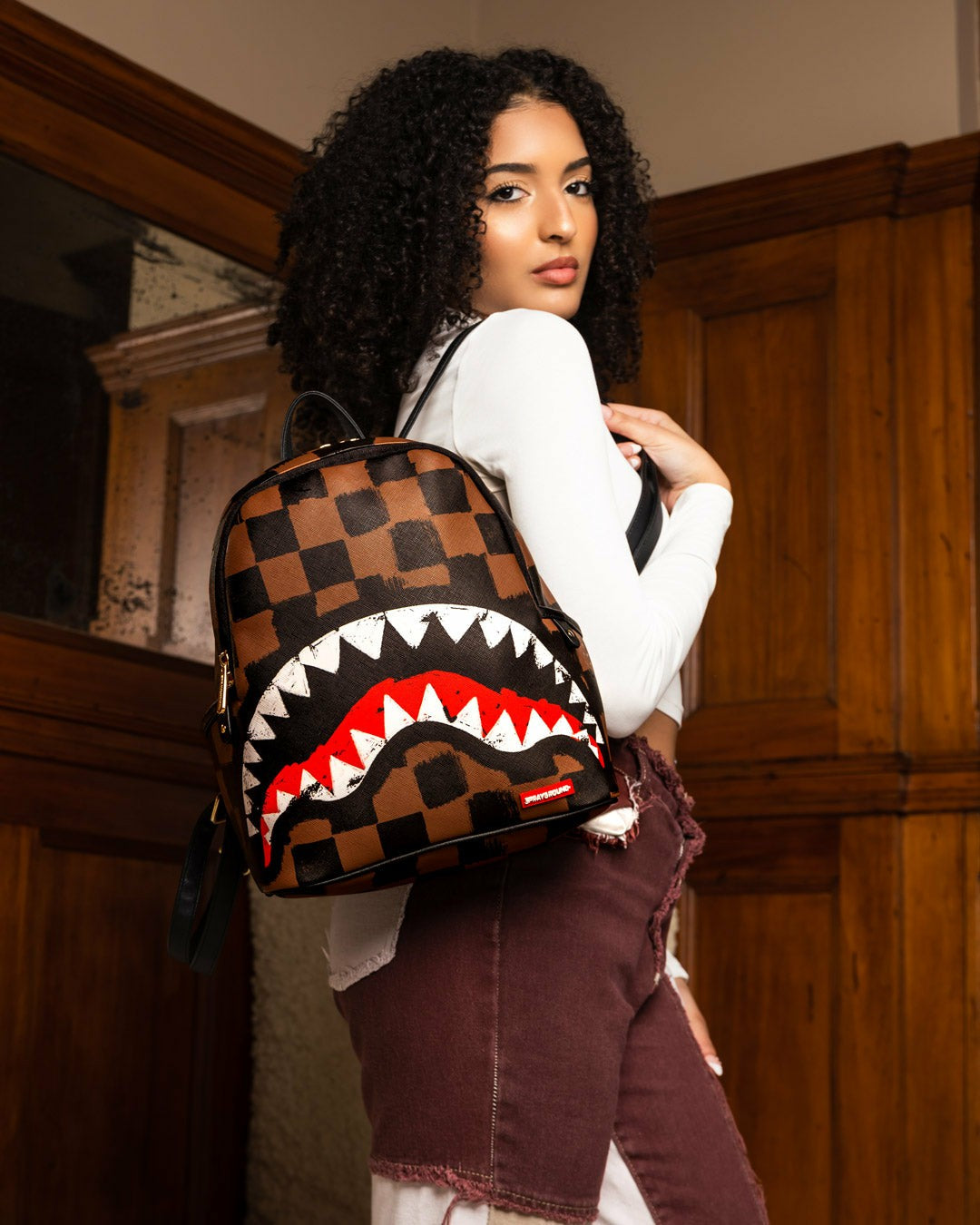 SHARKS IN PARIS VANQUISH SAVAGE | Sprayground sale