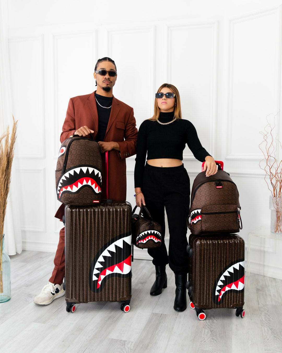 FRENZY SHARKS CHATEAU BACKPACK | Sprayground Discount