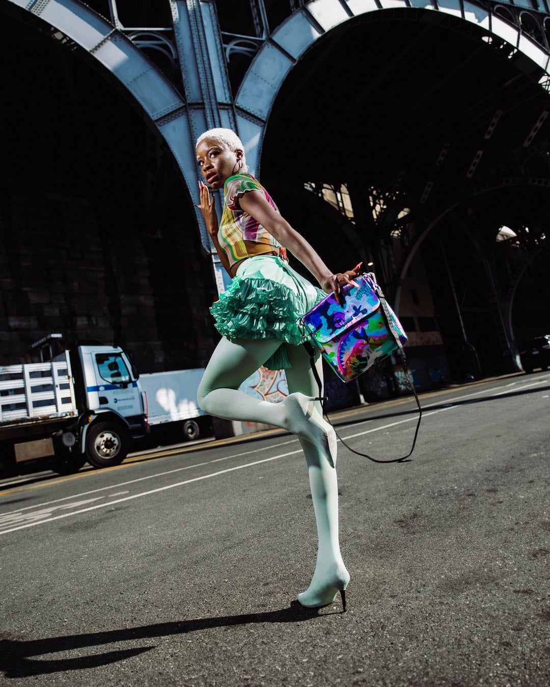 HEAVY RHYTHM MESSENGER SLING BAG | Sprayground US