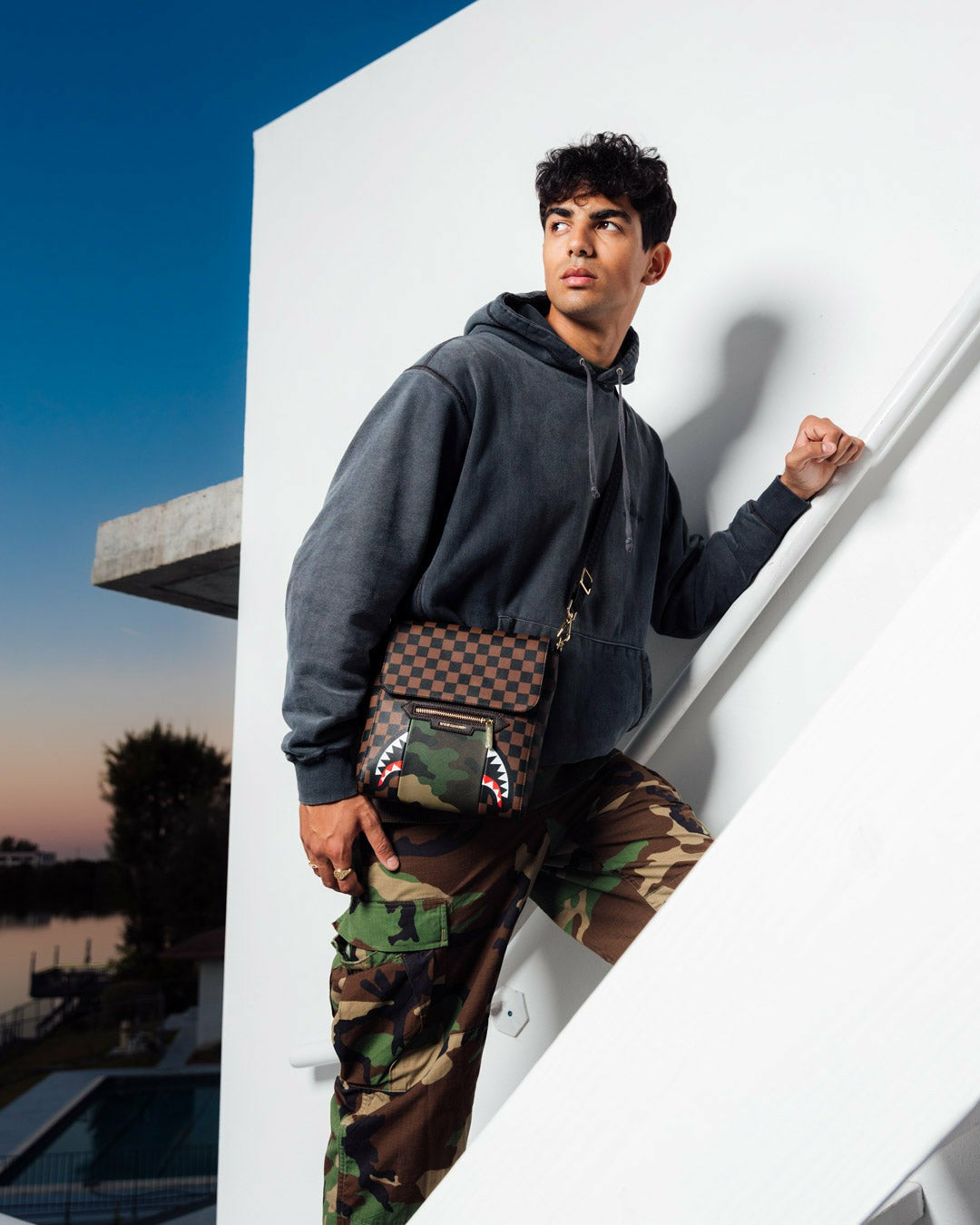 EXTERIOR GOLD ZIP POCKET SHARKS IN PARIS MESSENGER SLING BAG | Sprayground Discount