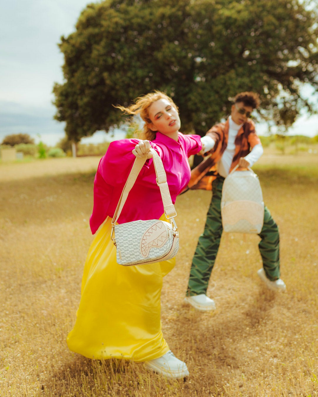 CRÈME DE LA CRÈME BACKPACK SLING | Sprayground sale