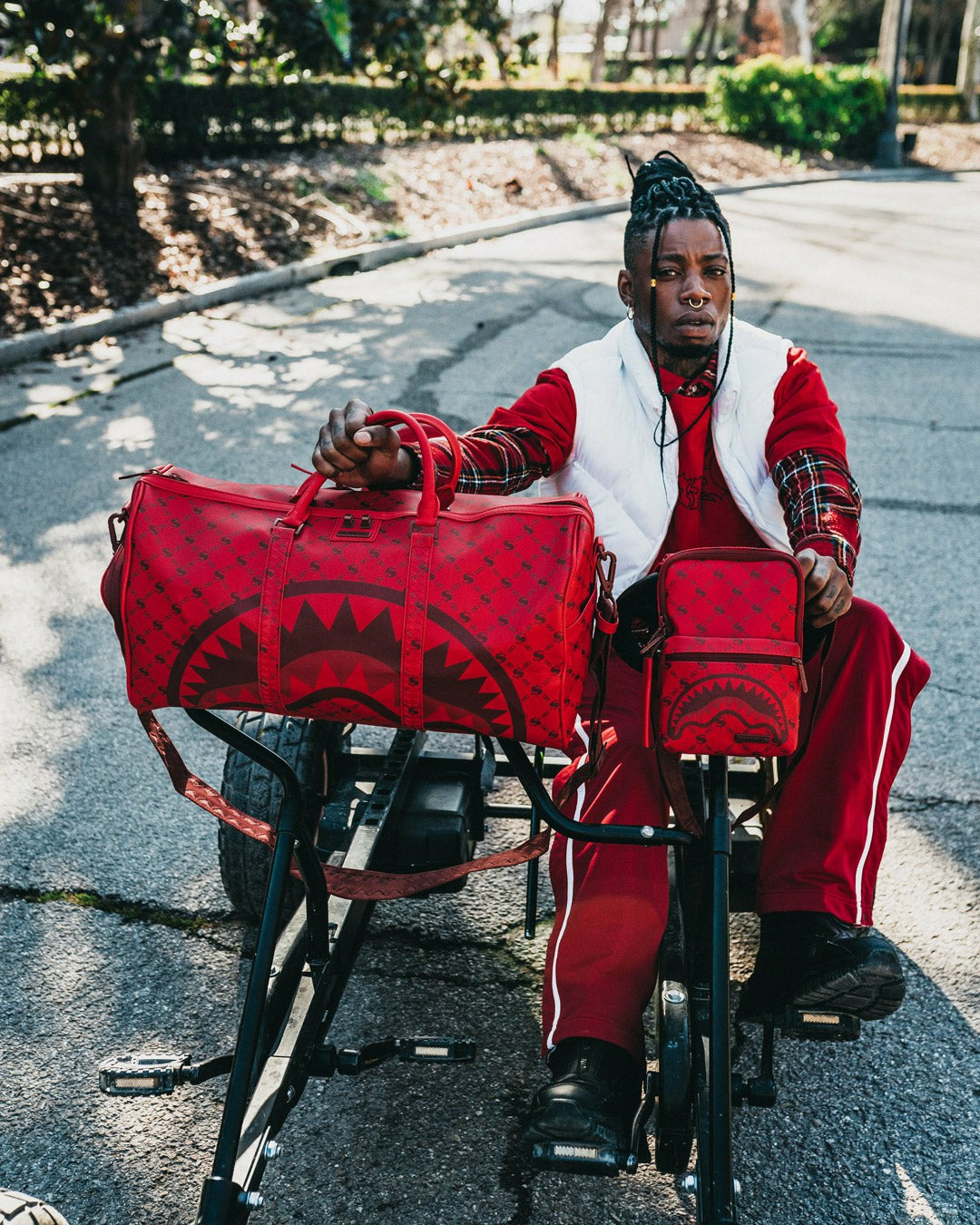 MONEY PATTERN BRICK SLING | Sprayground US