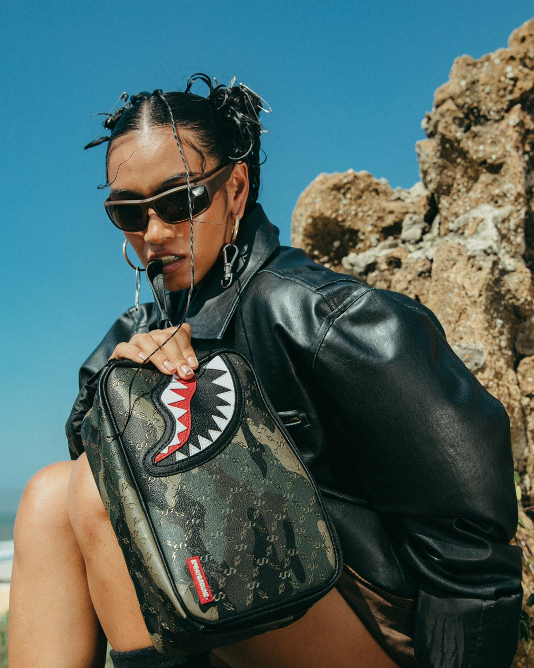 LASERS BLAZIN TOILETRY BRICKSIDE BAG | Sprayground Discount
