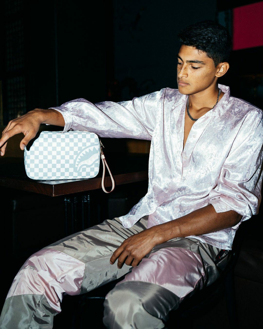 ROSE ALL DAY LA PALAIS TOILETRY BAG | Sprayground Near Me