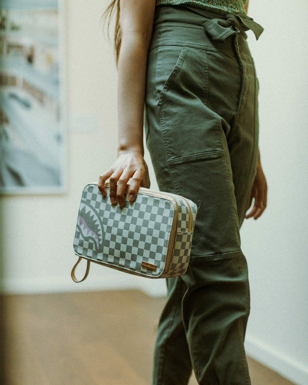 ROSE ALL DAY LA PALAIS TOILETRY BAG | Sprayground Near Me