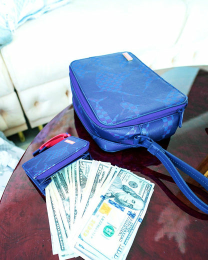 SHARK CHECK (BLUE) TOILETRY | Sprayground US
