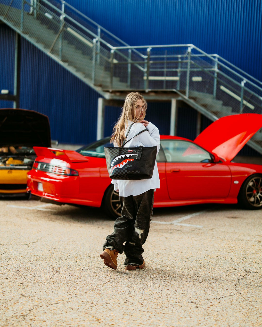 SPEED SHARK SIDE SWIPE TOTE | Sprayground Online
